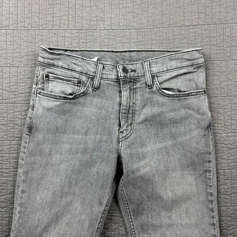 Levis measurements waist